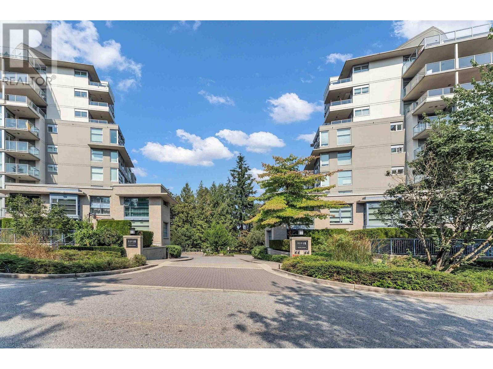 903 9232 University Crescent, Burnaby, British Columbia  V5A 0A3 - Photo 13 - R2925144