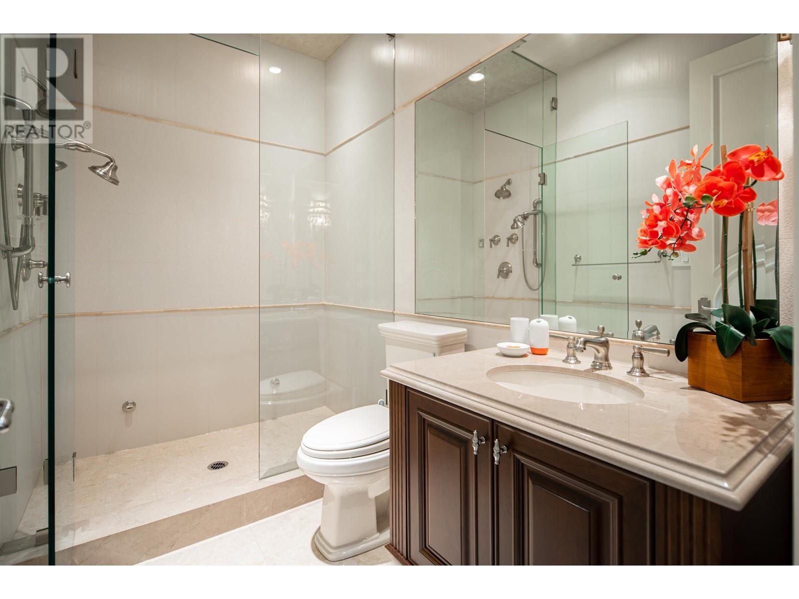 Listing Picture 35 of 40 : 6076 ANGUS DRIVE, Vancouver / 溫哥華 - 魯藝地產 Yvonne Lu Group - MLS Medallion Club Member