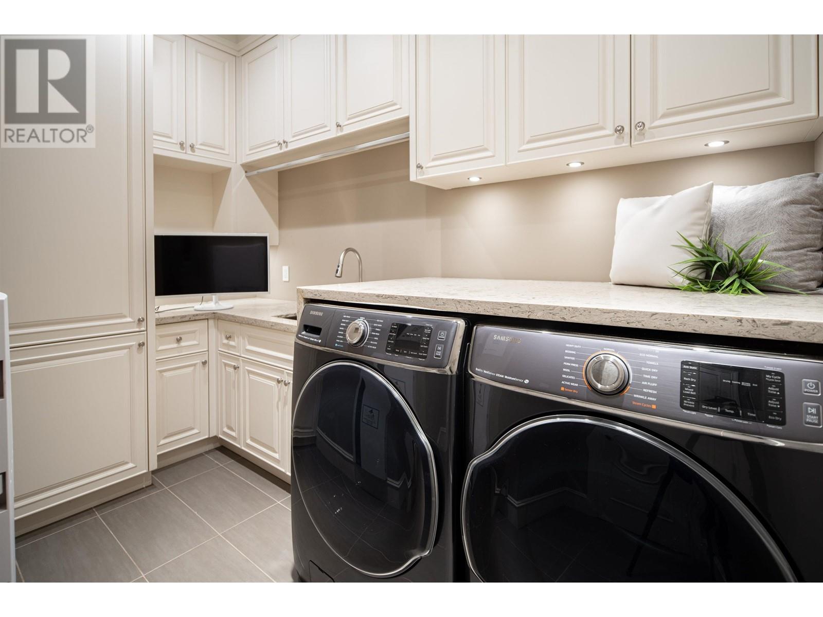 Listing Picture 36 of 40 : 6076 ANGUS DRIVE, Vancouver / 溫哥華 - 魯藝地產 Yvonne Lu Group - MLS Medallion Club Member