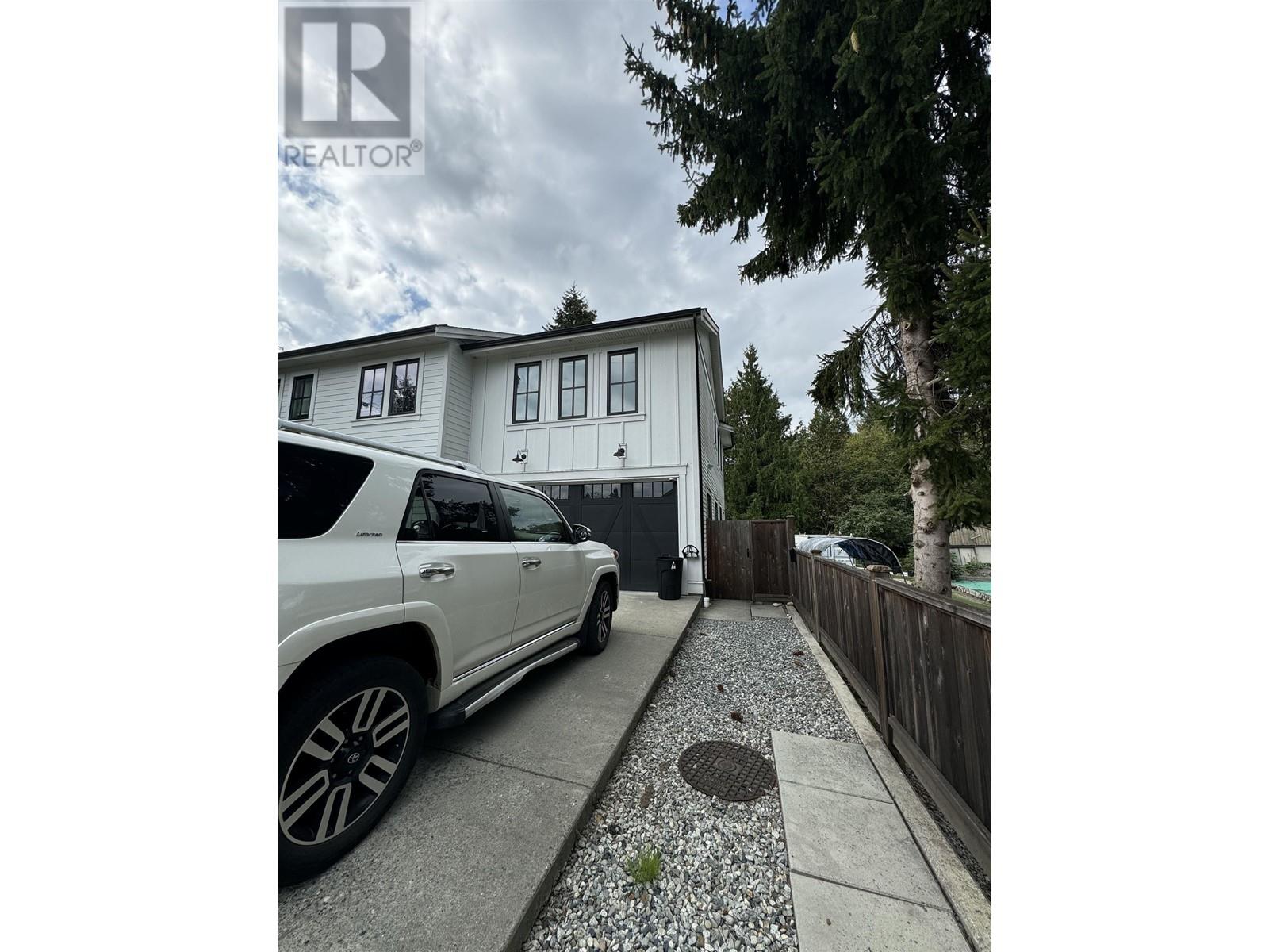 Upper 12240 Delcrest Street, Maple Ridge, British Columbia  V2X 5T8 - Photo 2 - R2925184