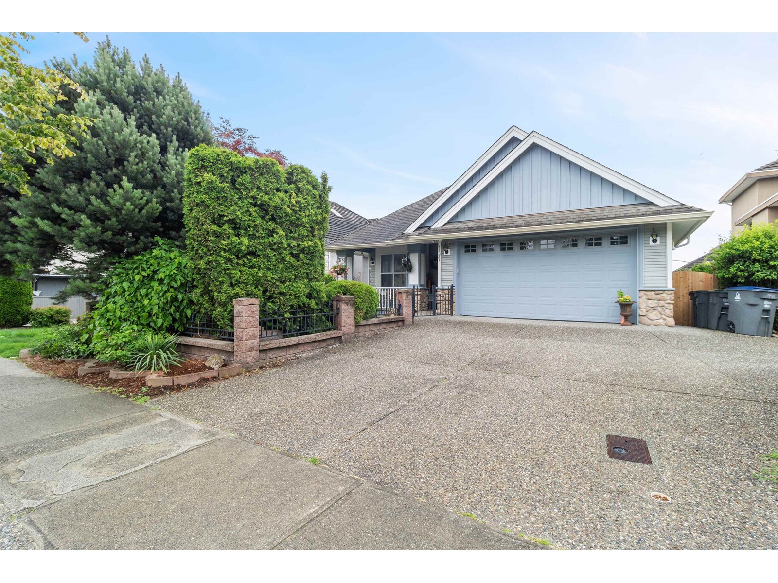 Property at 14968 68 AVENUE image 1