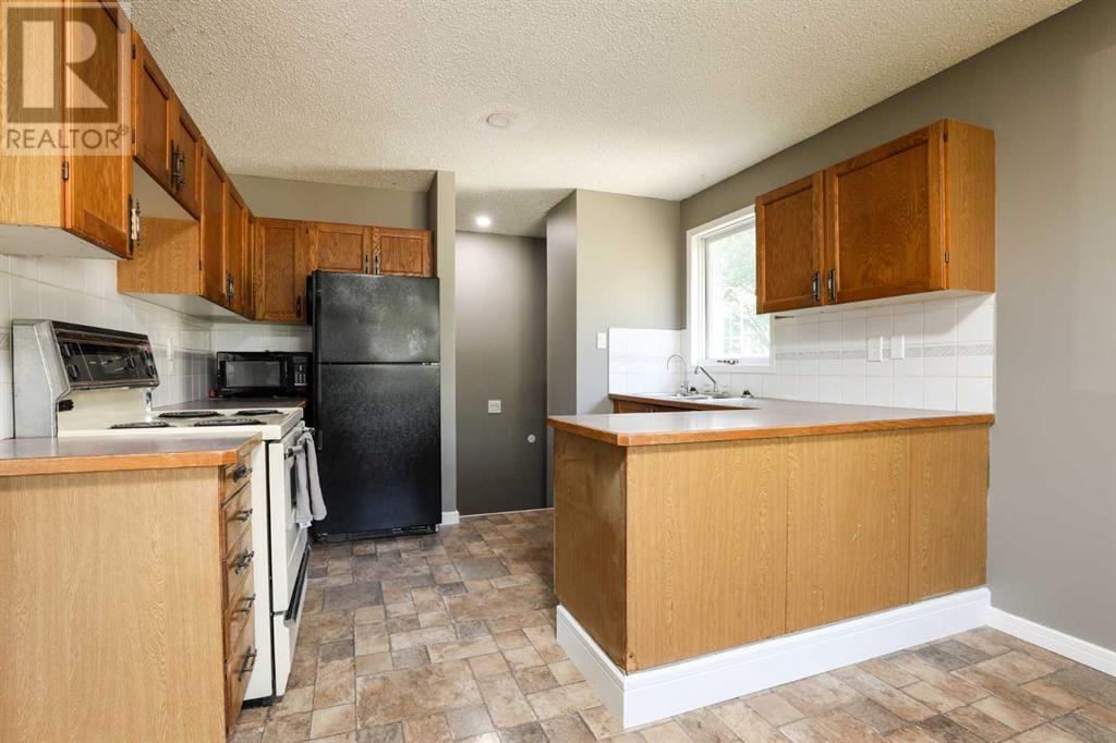 414 Stafford Bay  N, Lethbridge, Alberta  T1H 6E3 - Photo 12 - A2164838