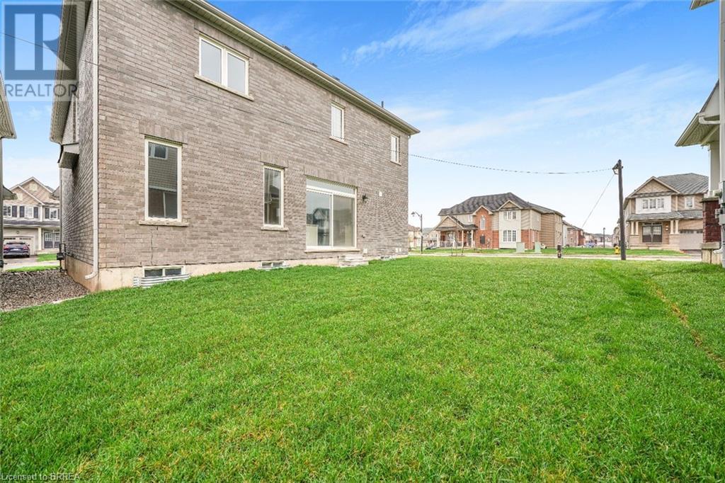 8 Tate Street, Brantford, Ontario N3T 5L5 - Photo 39 - 40645886