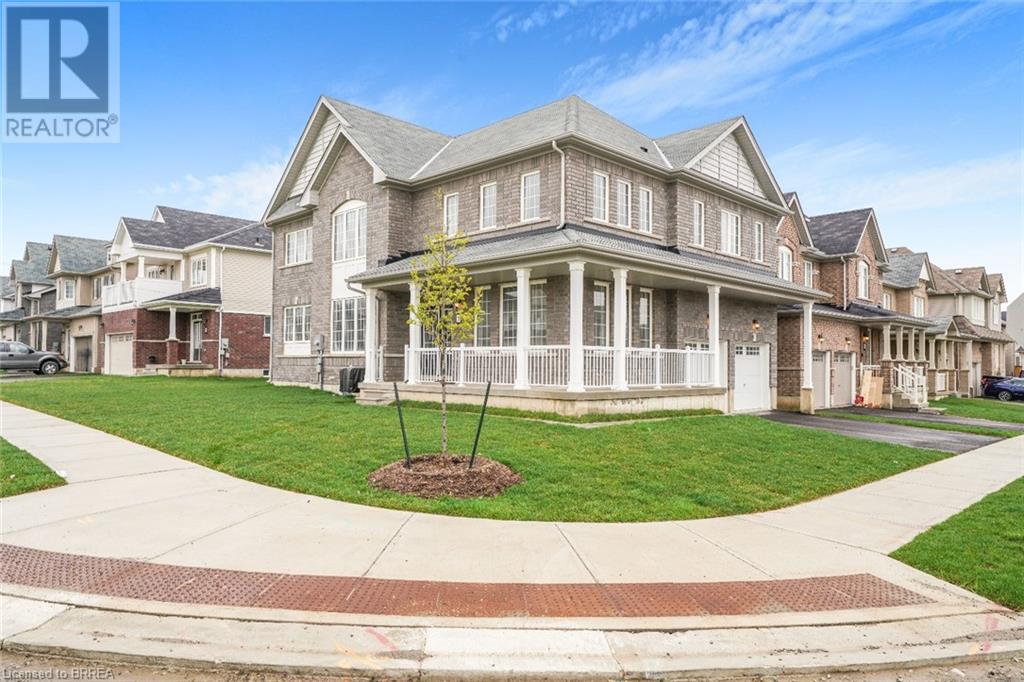 8 Tate Street, Brantford, Ontario N3T 5L5 - Photo 4 - 40645886