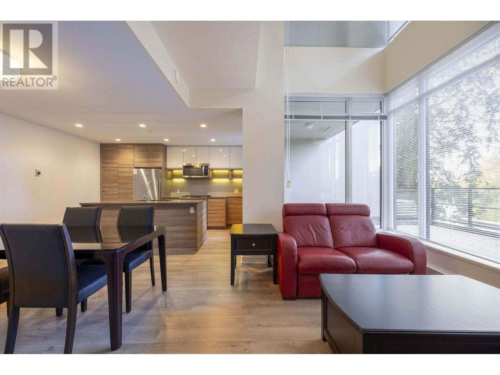 112 8850 University Crescent, Burnaby, British Columbia  V5A 0C8 - Photo 3 - R2923292