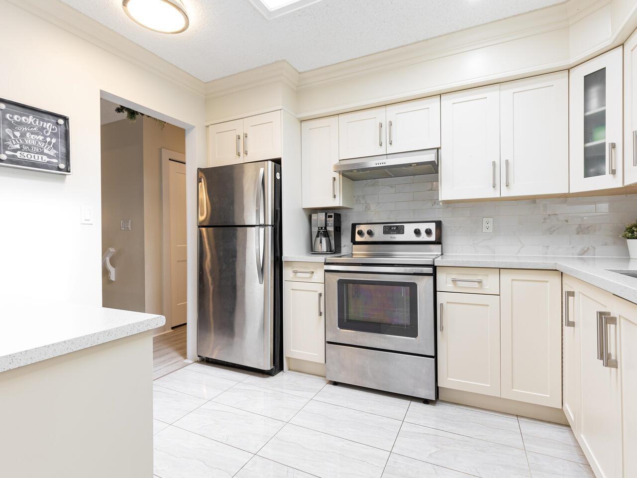 11566 Parkwood Place, Delta, British Columbia  V4C 7L1 - Photo 9 - R2925172