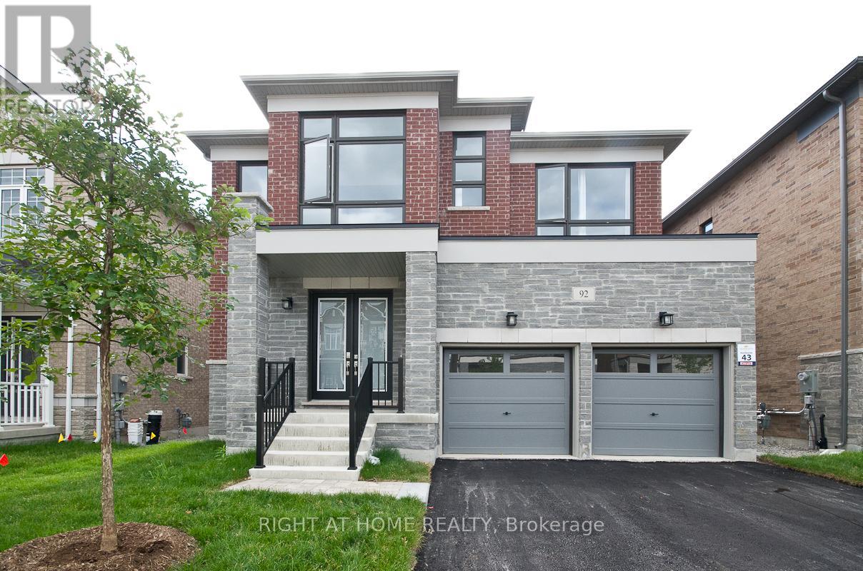 92 PINE HILL CRESCENT, aurora (aurora estates), Ontario