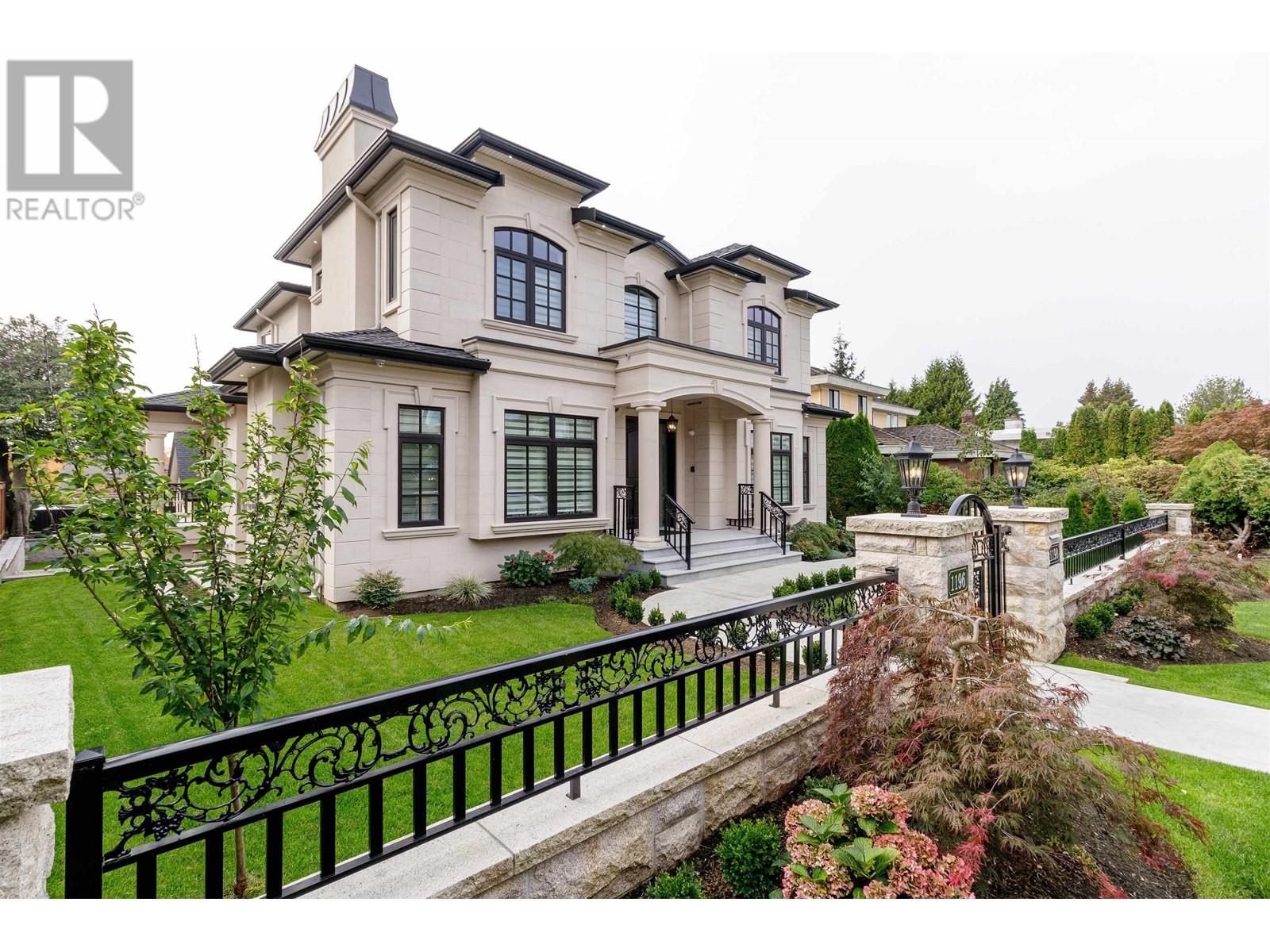 Property at 1196 W 48TH AVENUE image 4