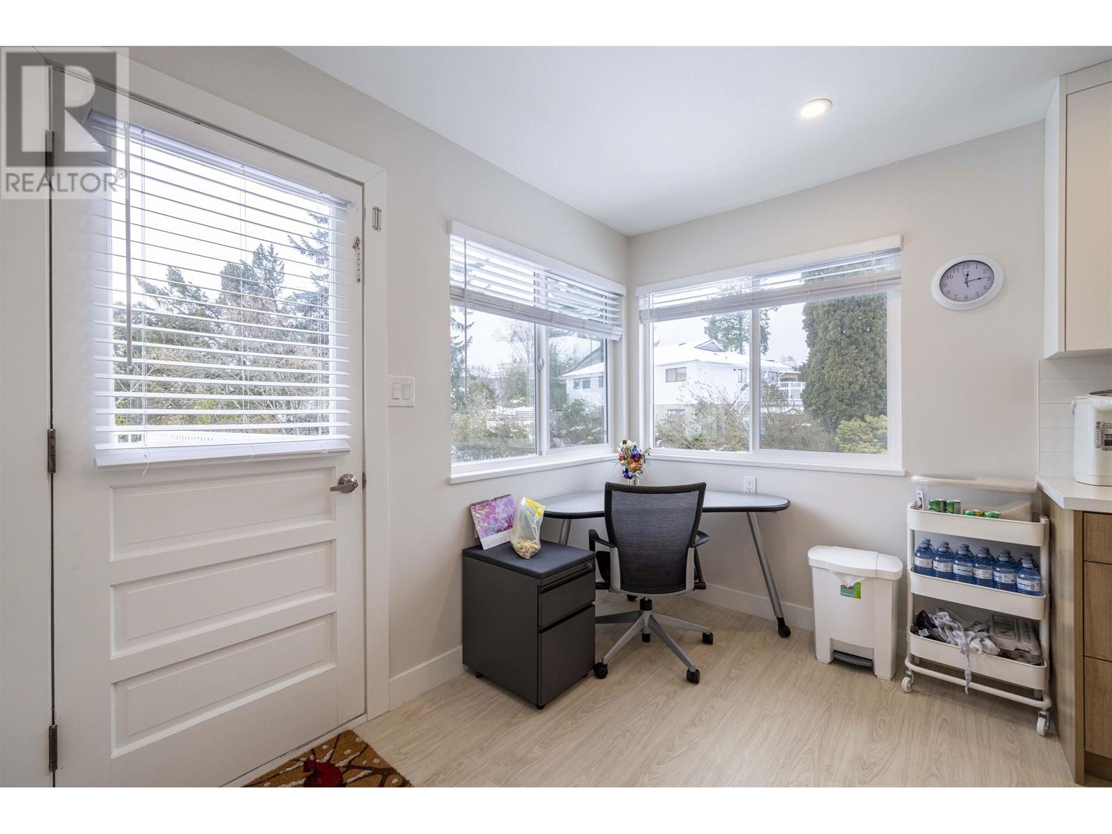 3345 Cardinal Drive, Burnaby, British Columbia  V5A 2T7 - Photo 12 - R2925098
