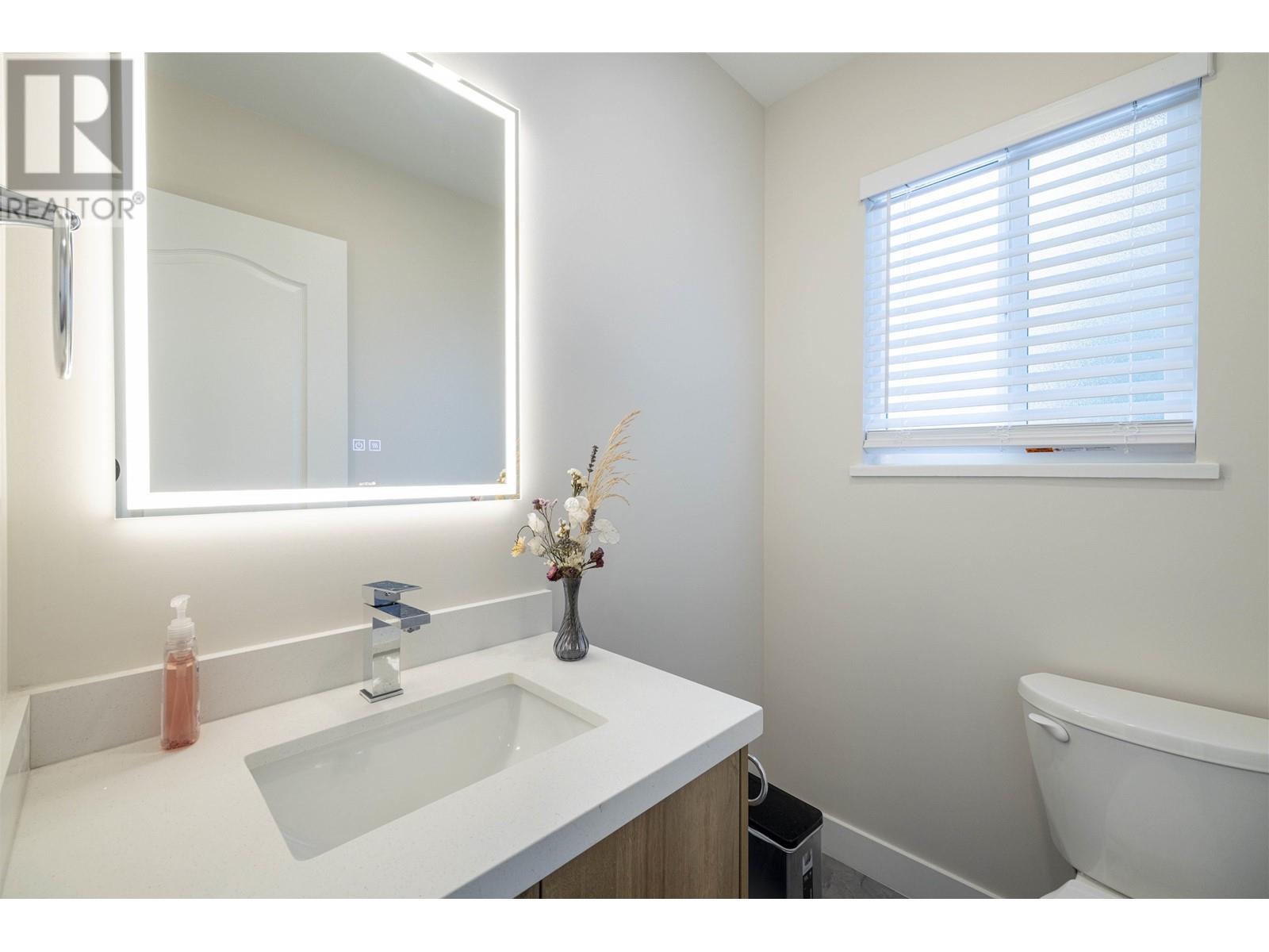 3345 Cardinal Drive, Burnaby, British Columbia  V5A 2T7 - Photo 15 - R2925098