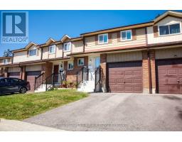 32 - 21 PARKER CRESCENT, ajax (south east), Ontario