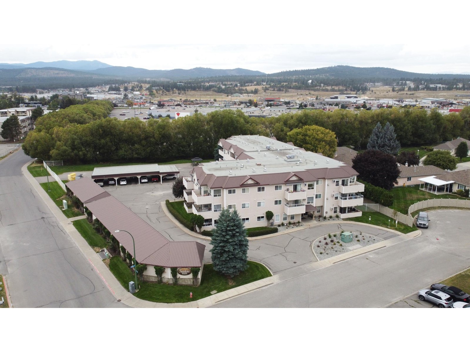 308 - 1201 Kokanee Drive, Cranbrook, British Columbia  V1C 6P8 - Photo 2 - 2479558