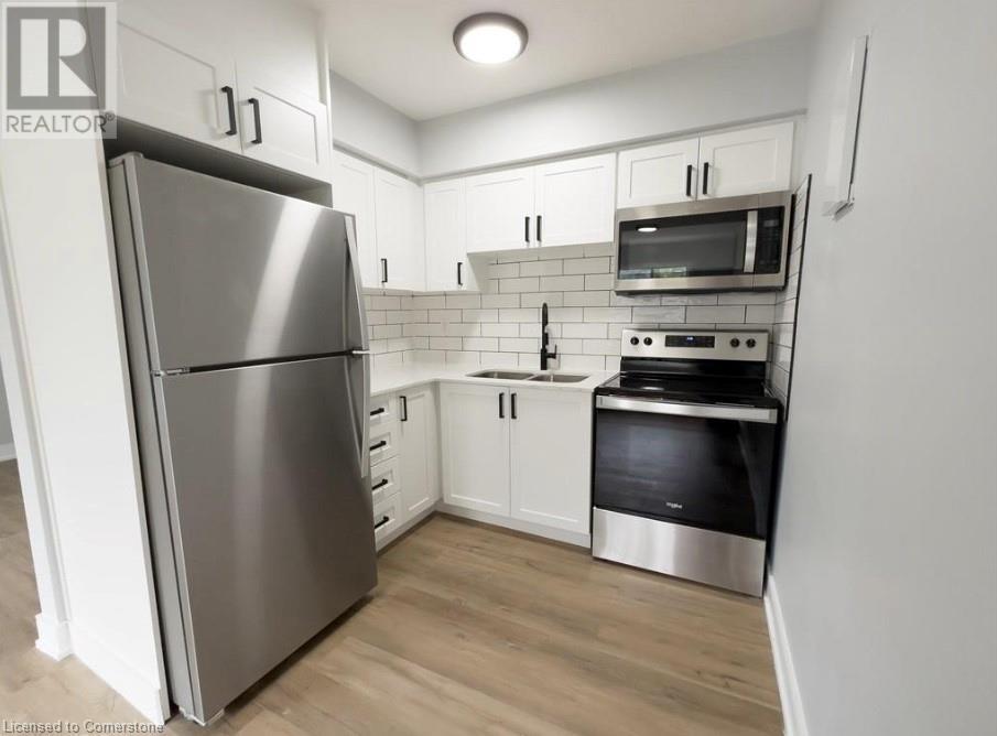 203 Mausser Avenue Unit# 11, Kitchener, Ontario  N2M 3K9 - Photo 3 - 40646683