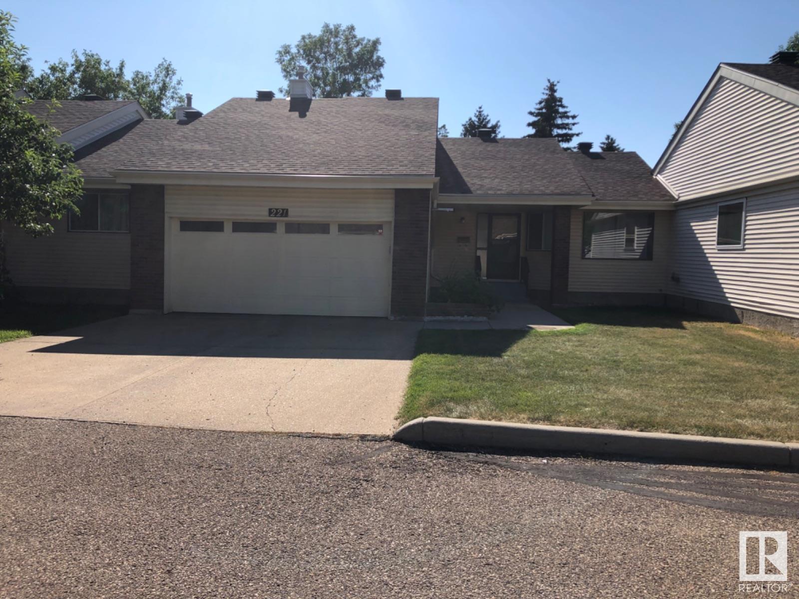 221 OEMING RD NW, edmonton, Alberta