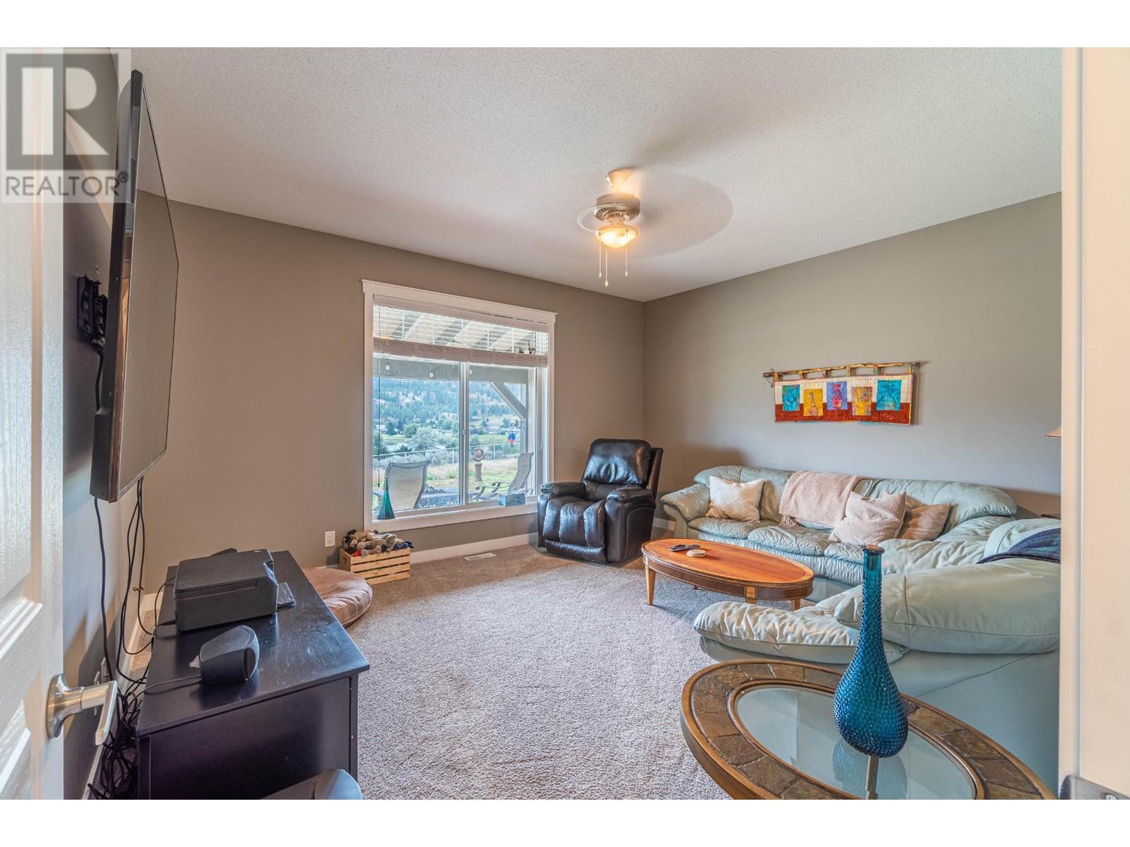 3395 Shuswap Rd, Kamloops, British Columbia  V2H 1T2 - Photo 11 - 180888