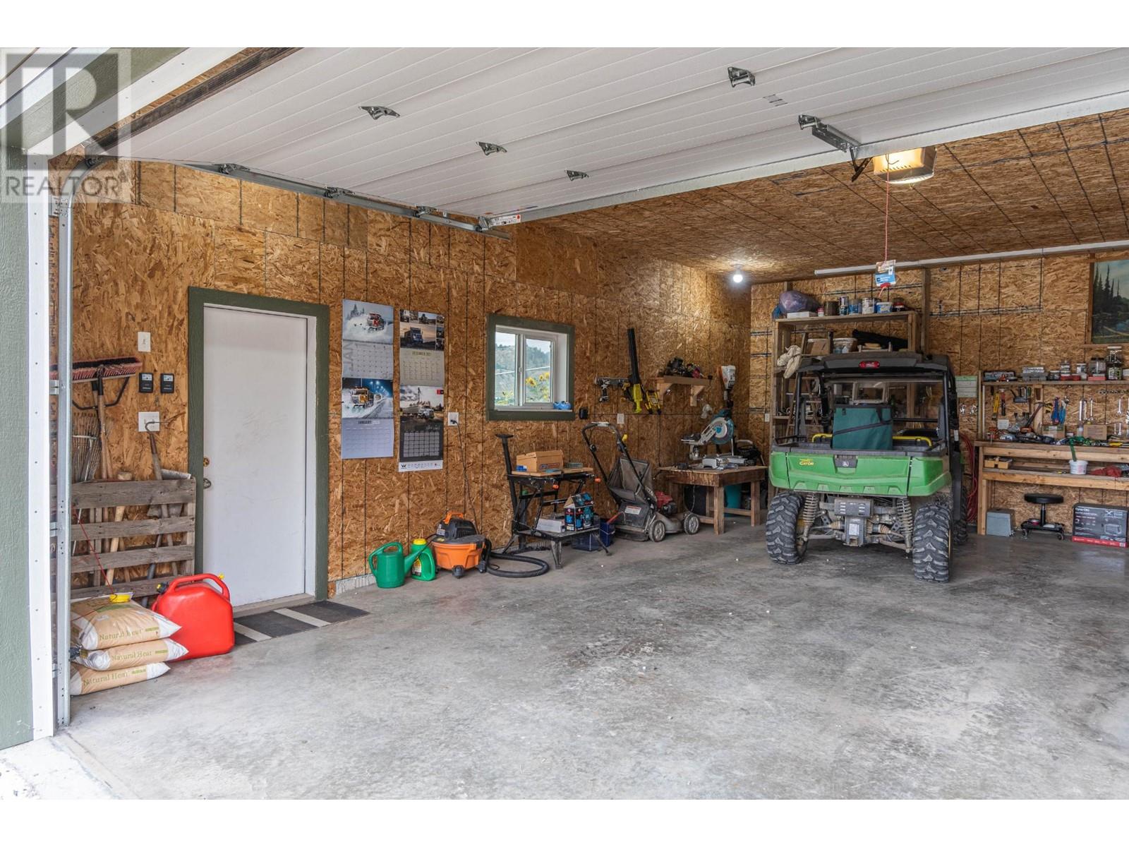 3395 Shuswap Rd, Kamloops, British Columbia  V2H 1T2 - Photo 24 - 180888