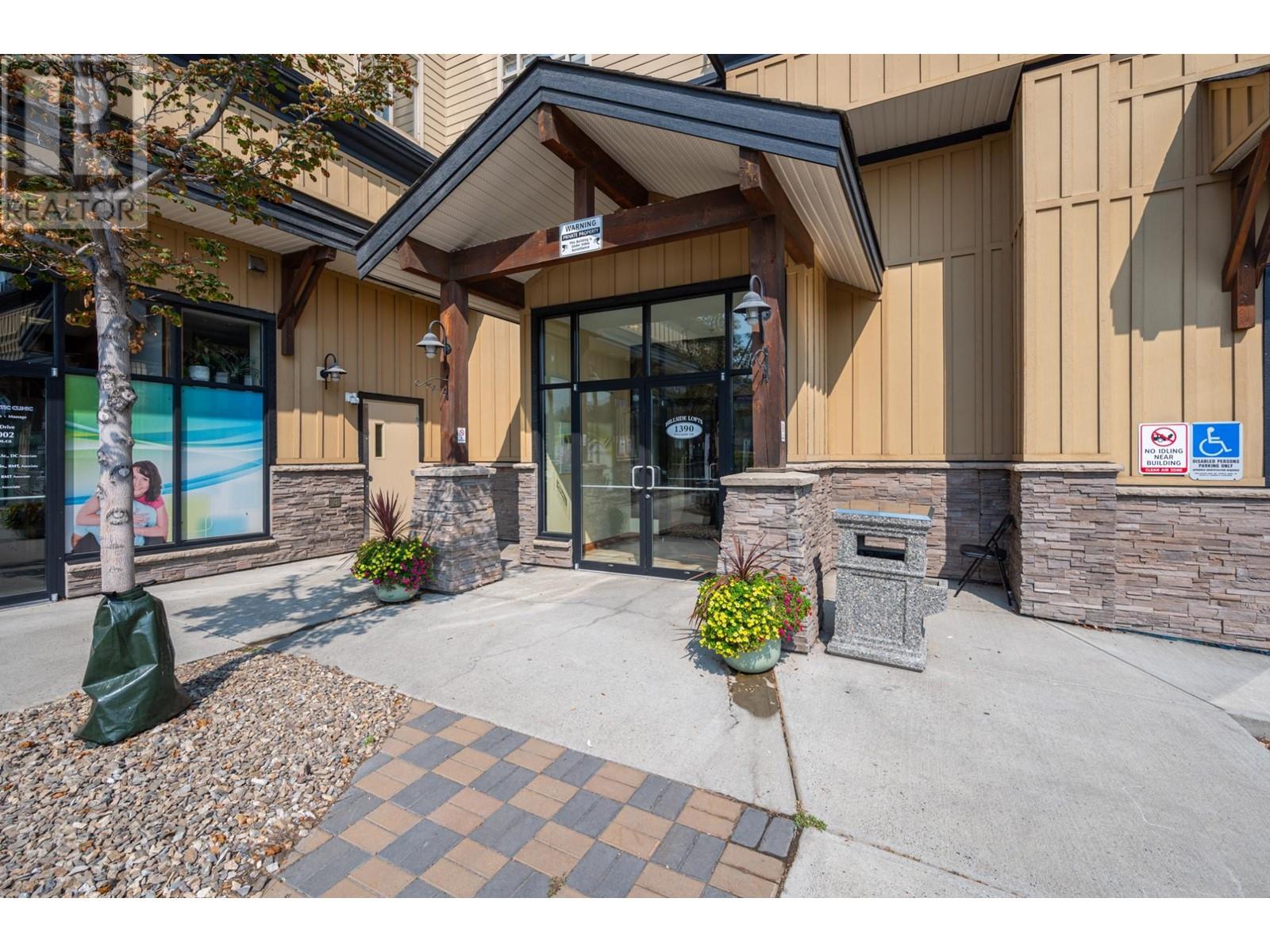 307-1390 Hillside Drive, Kamloops, British Columbia  V2E 0A6 - Photo 2 - 180893