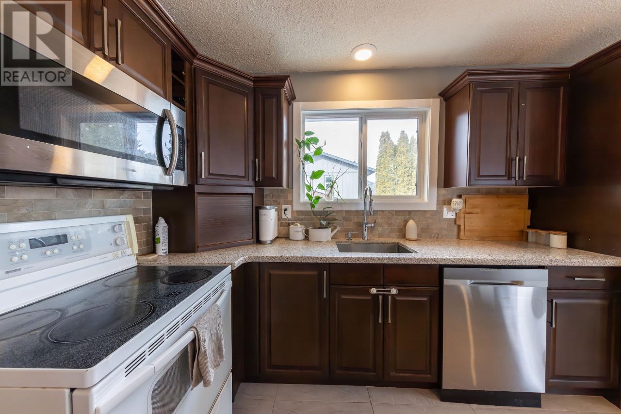 3192 Wawn Cres, Kamloops, British Columbia  V2B 7J6 - Photo 15 - 180894