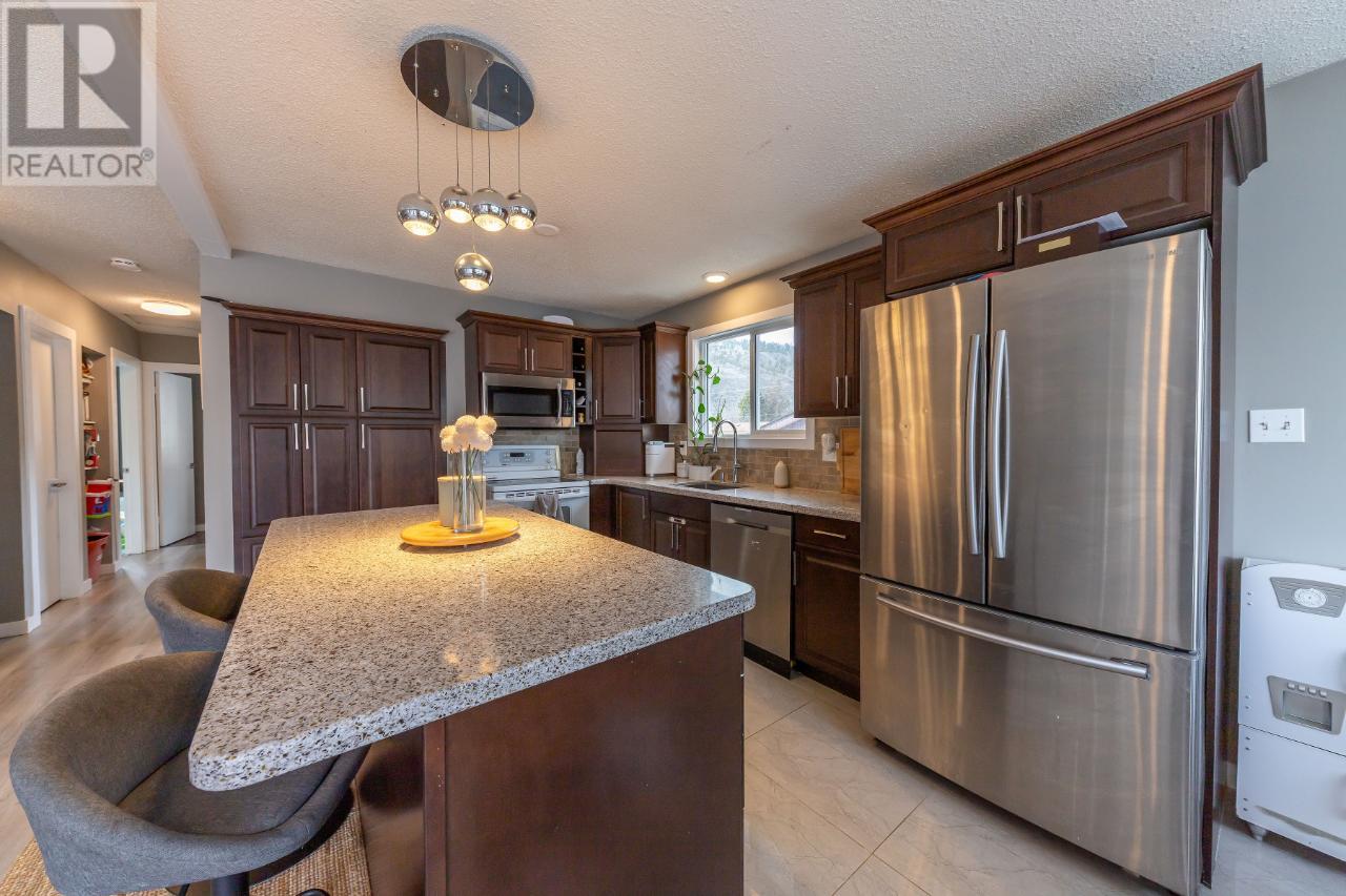 3192 Wawn Cres, Kamloops, British Columbia  V2B 7J6 - Photo 9 - 180894