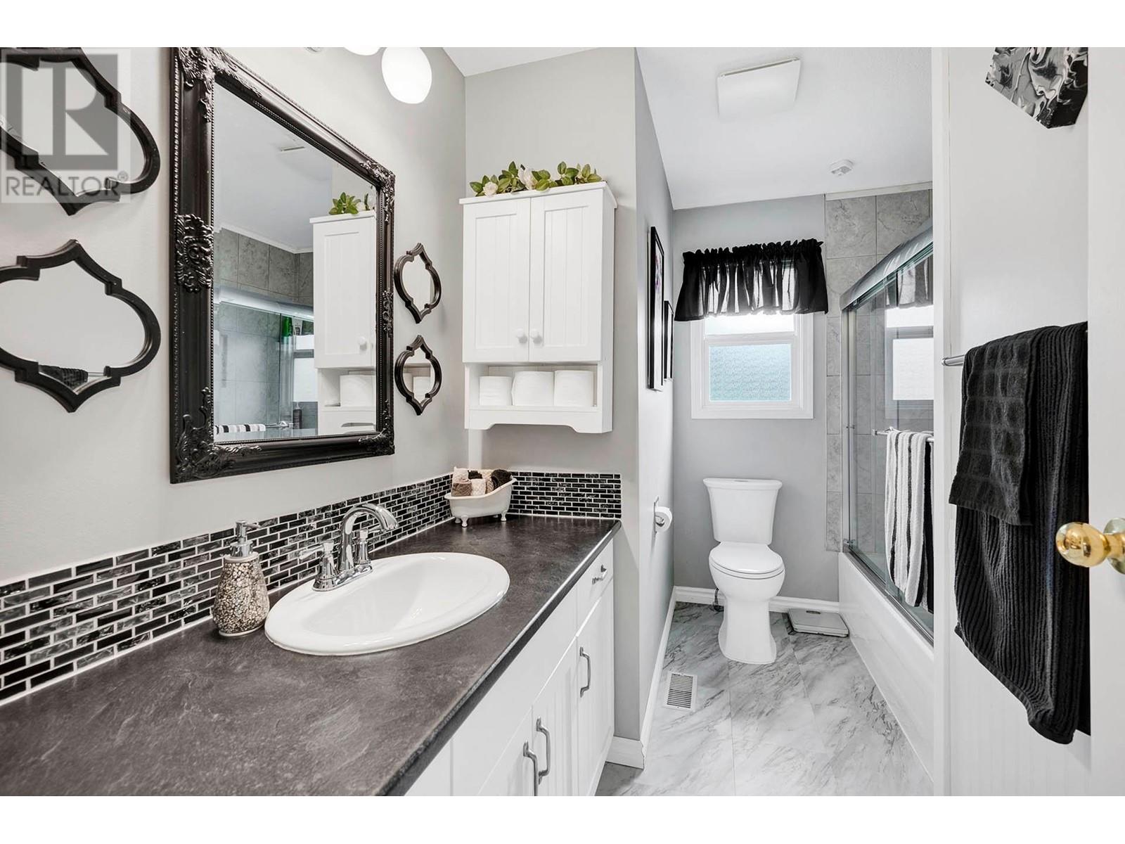 4104 Davie Road, Kamloops, British Columbia  V2H 1K8 - Photo 22 - 179381