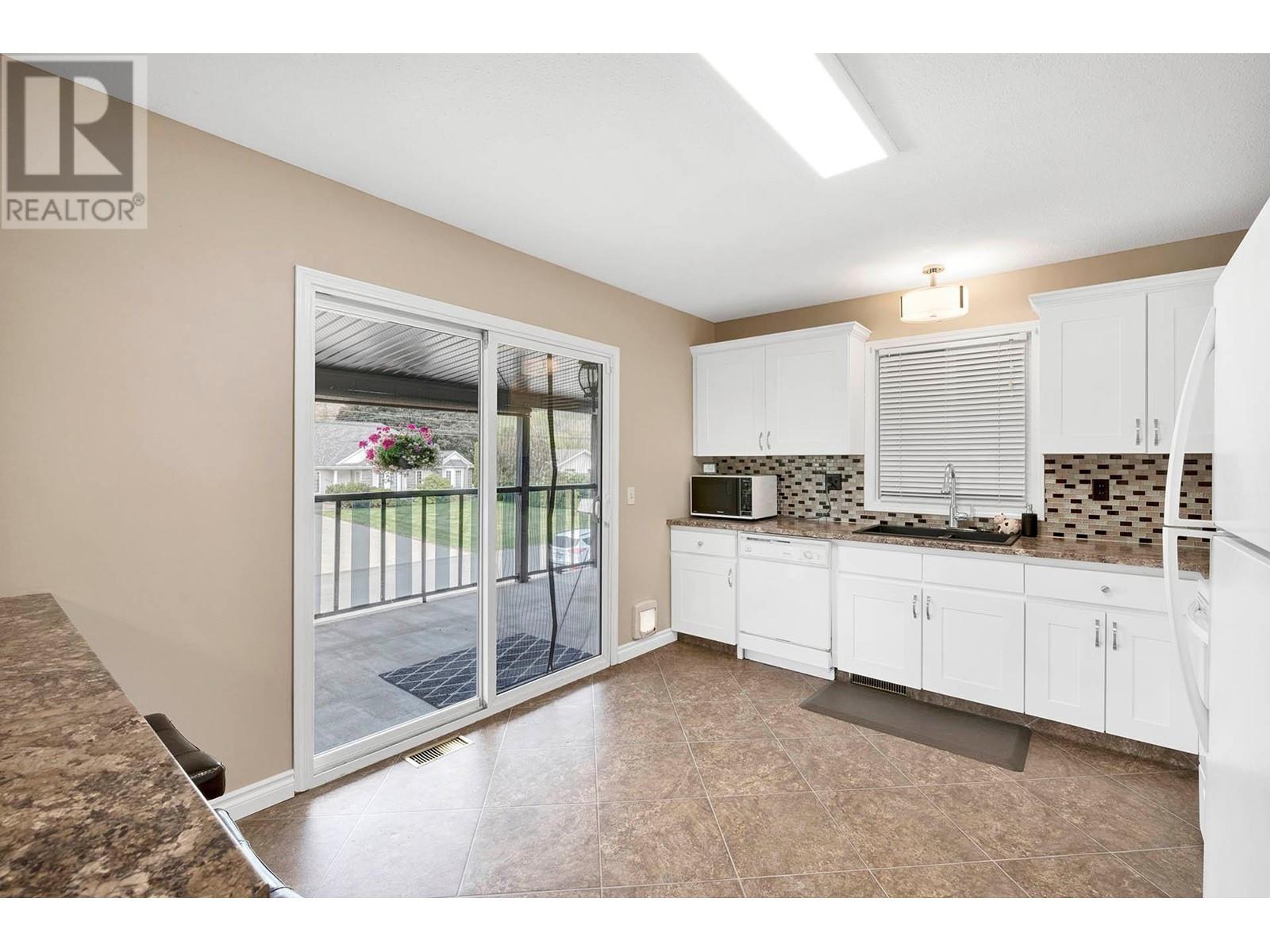 4104 Davie Road, Kamloops, British Columbia  V2H 1K8 - Photo 8 - 179381