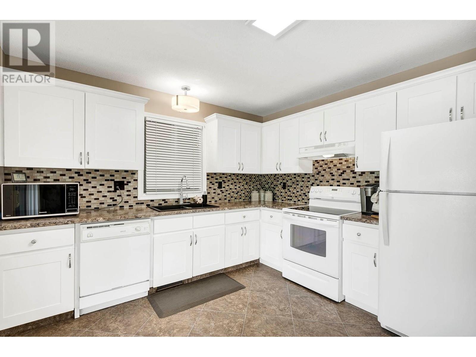 4104 Davie Road, Kamloops, British Columbia  V2H 1K8 - Photo 6 - 179381