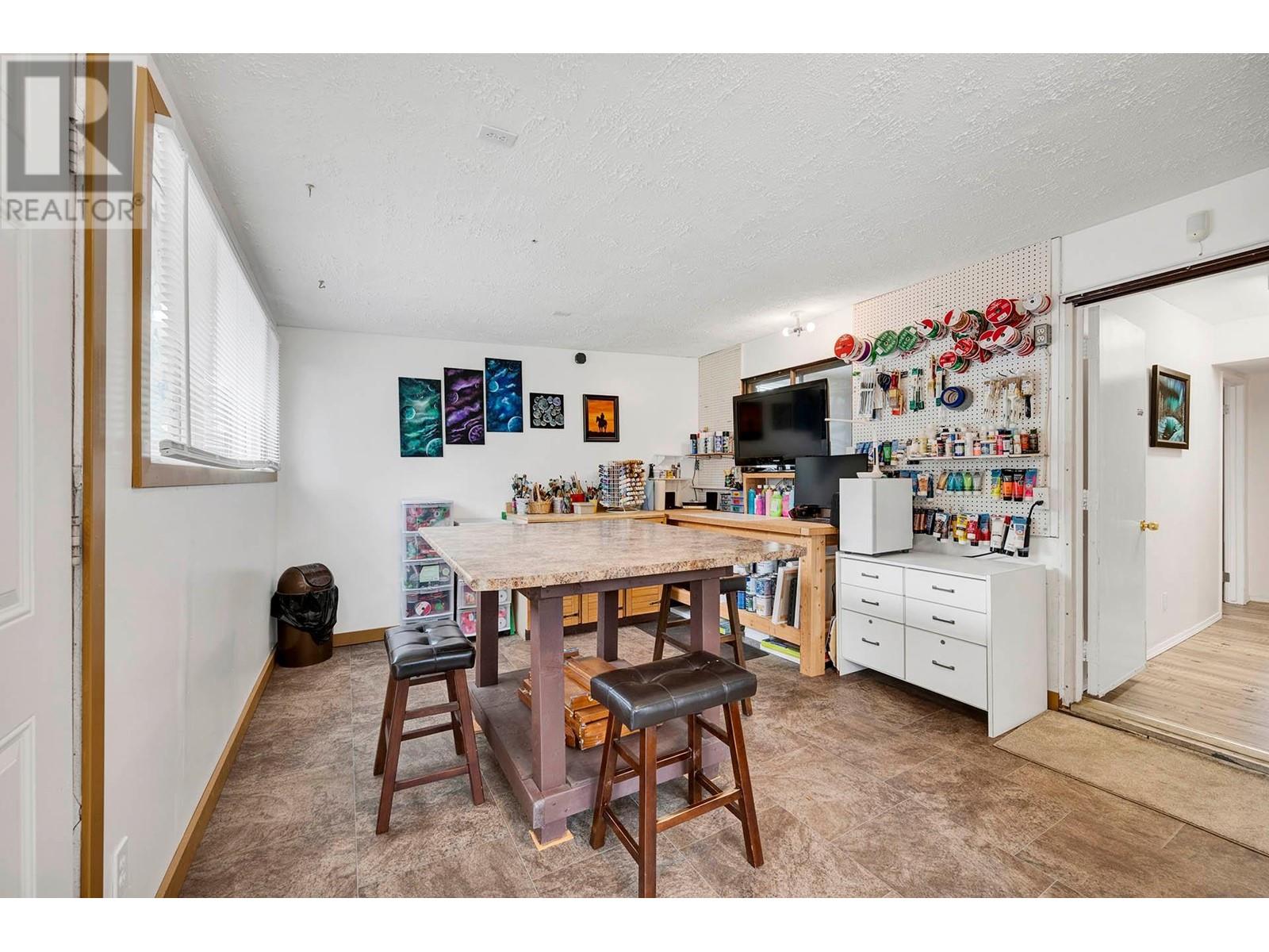 4104 Davie Road, Kamloops, British Columbia  V2H 1K8 - Photo 39 - 179381