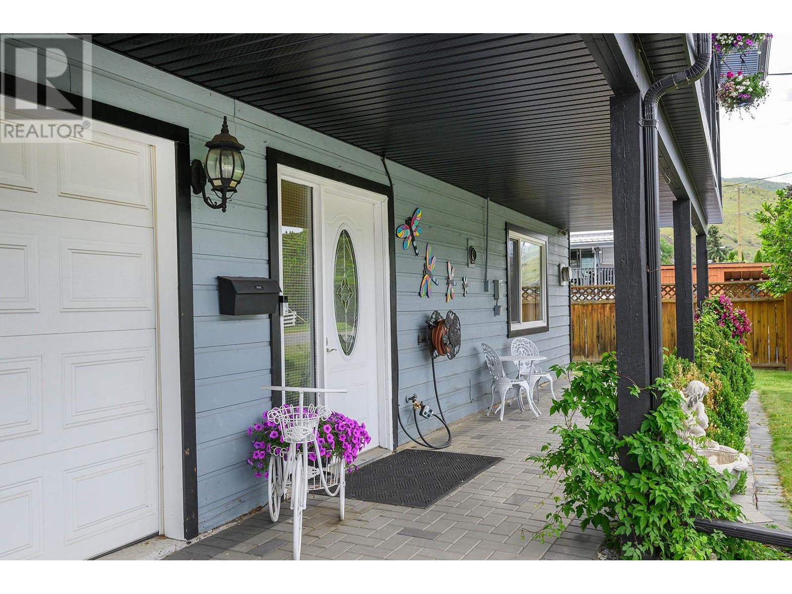 4104 Davie Road, Kamloops, British Columbia  V2H 1K8 - Photo 2 - 179381