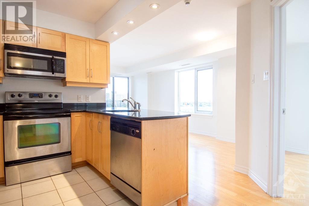314 Central Park Drive Unit#707, Ottawa, Ontario  K2C 4G4 - Photo 2 - 1411928