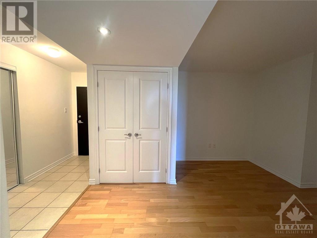 314 CENTRAL PARK DRIVE UNIT#707 Ottawa