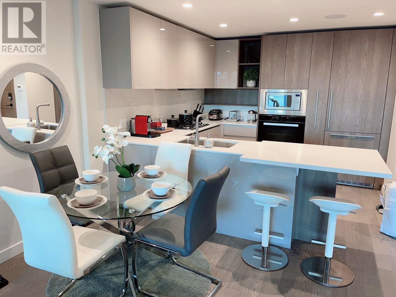 Listing Picture 11 of 38 : 410 6855 PEARSON WAY, Richmond / 烈治文 - 魯藝地產 Yvonne Lu Group - MLS Medallion Club Member