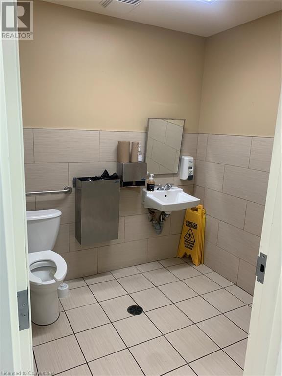 36 Northfield Drive E Unit# 11, Waterloo, Ontario  N2L 6A1 - Photo 14 - 40646992