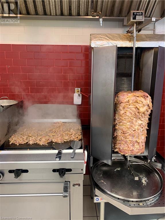 36 Northfield Drive E Unit# 11, Waterloo, Ontario  N2L 6A1 - Photo 7 - 40646992