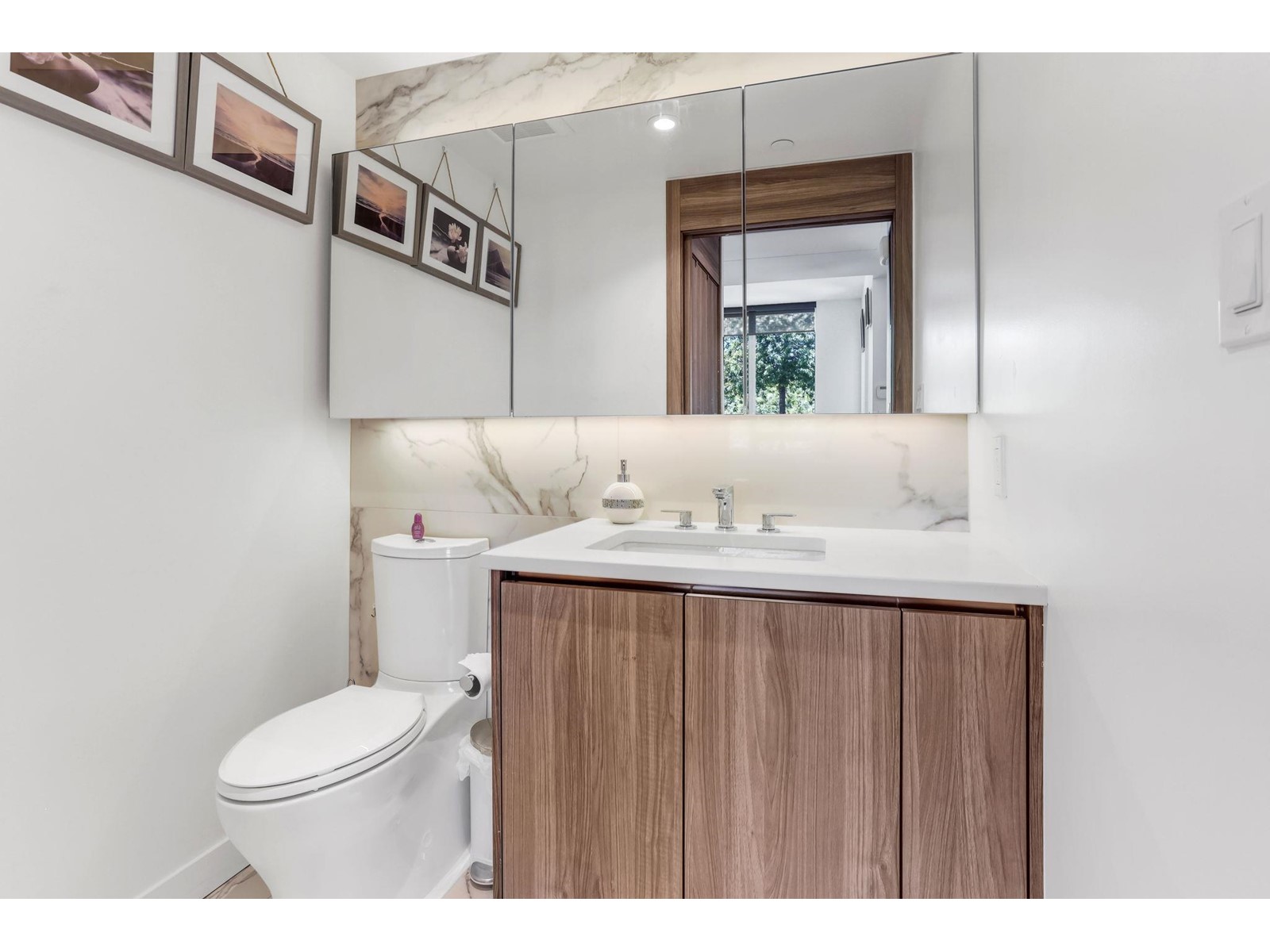 Th6 9887 Whalley Boulevard, Surrey, British Columbia  V3T 0P4 - Photo 15 - R2925287