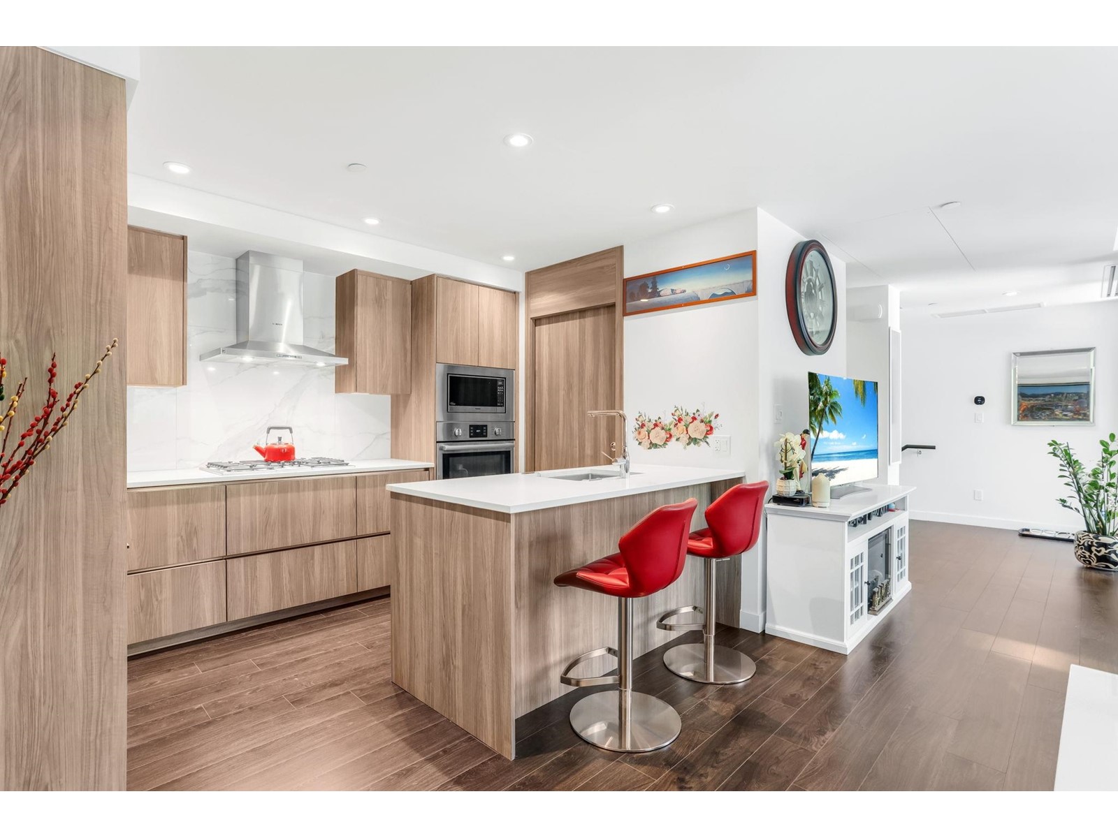 Th6 9887 Whalley Boulevard, Surrey, British Columbia  V3T 0P4 - Photo 5 - R2925287