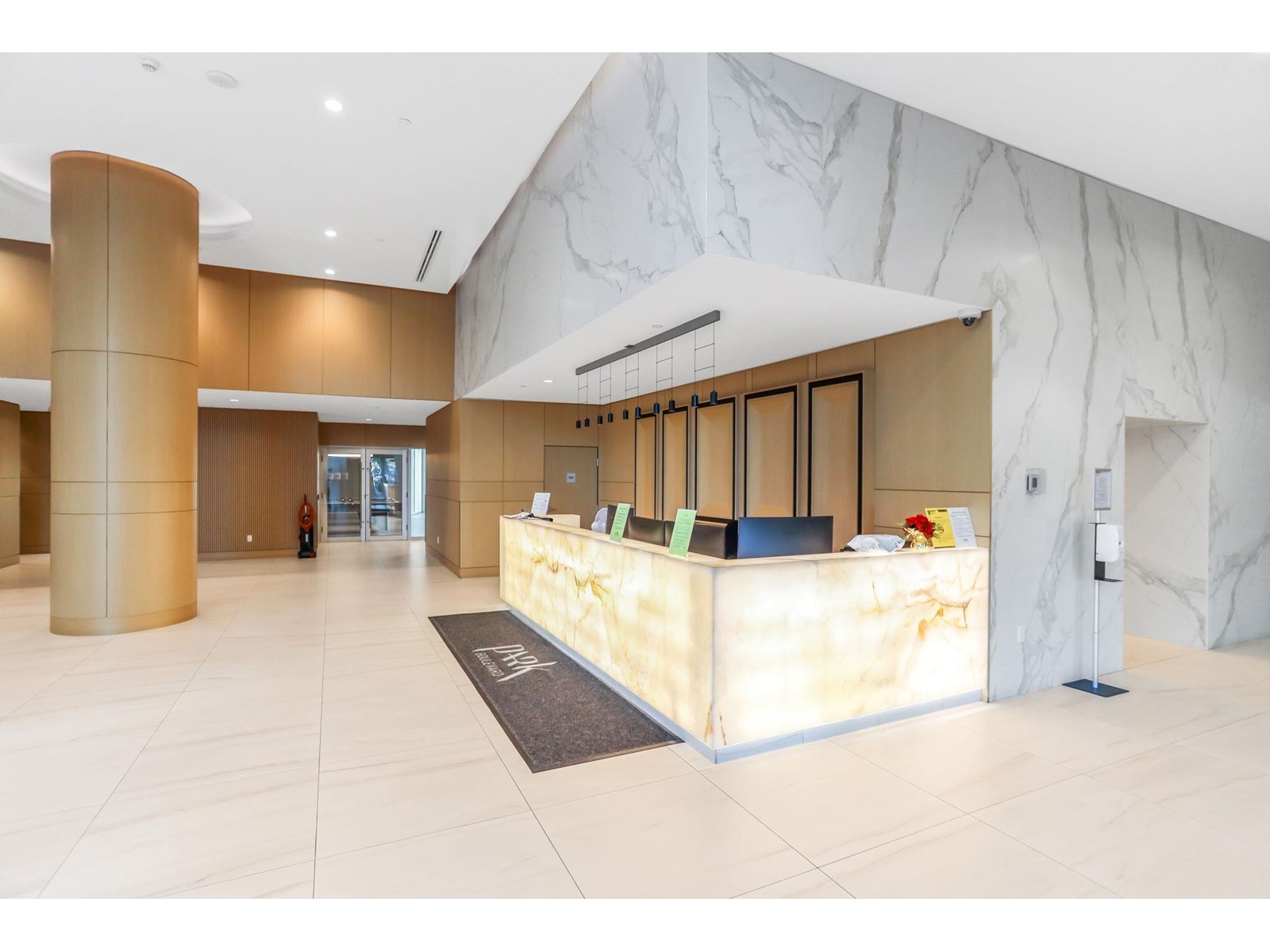 Th6 9887 Whalley Boulevard, Surrey, British Columbia  V3T 0P4 - Photo 29 - R2925287