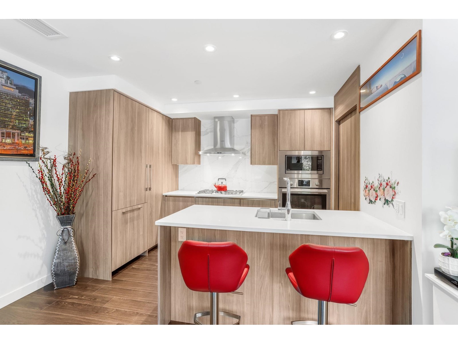 Th6 9887 Whalley Boulevard, Surrey, British Columbia  V3T 0P4 - Photo 11 - R2925287