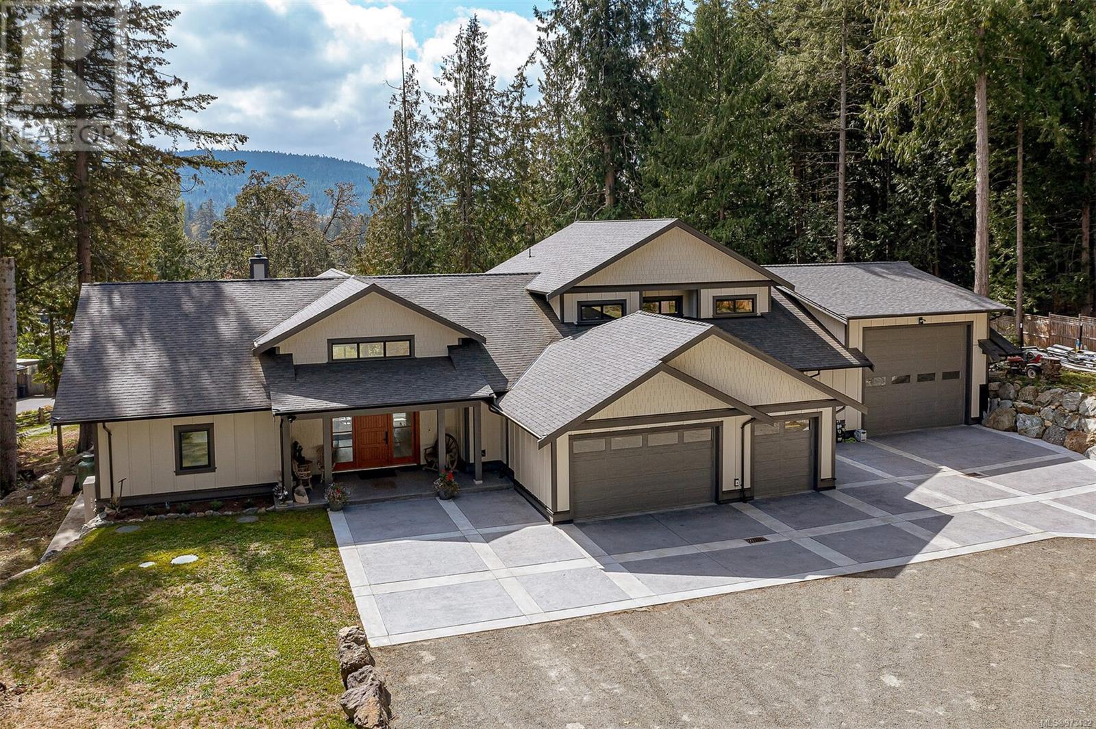 881 Bradley Dyne Rd, north saanich, British Columbia