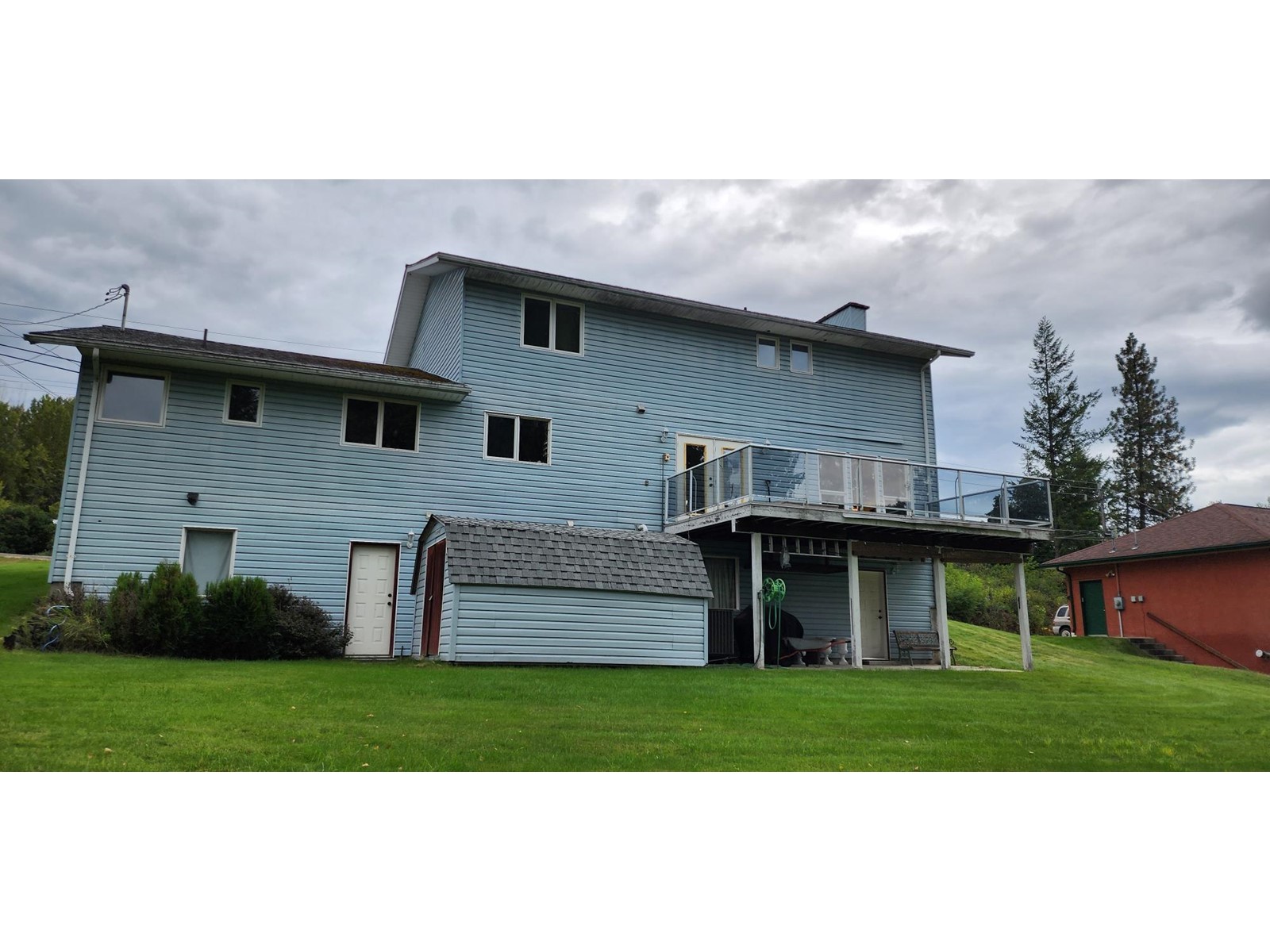 1975 Old Salmo Road, Fruitvale, British Columbia  V0G 1L1 - Photo 5 - 2479567