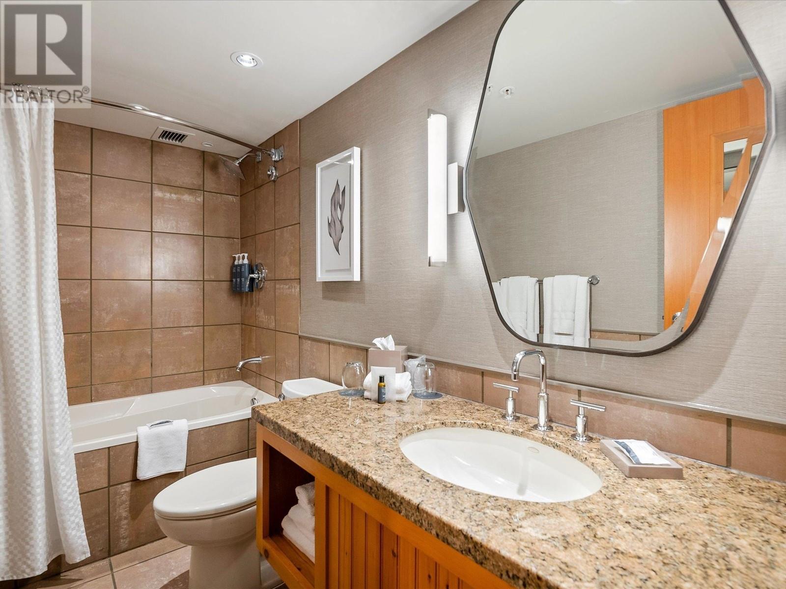 605/606 4090 Whistler Way, Whistler, British Columbia  V8E 1J3 - Photo 10 - R2922445