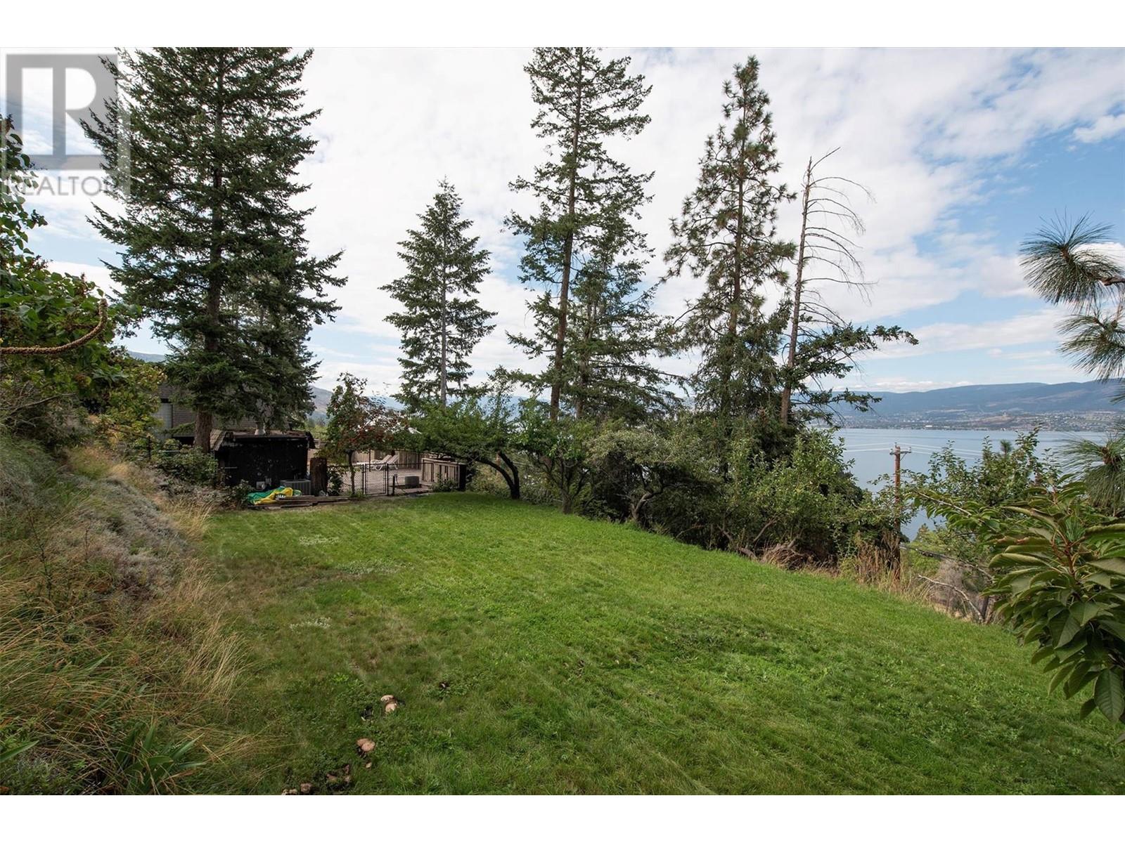 402 Viewcrest Road Kelowna