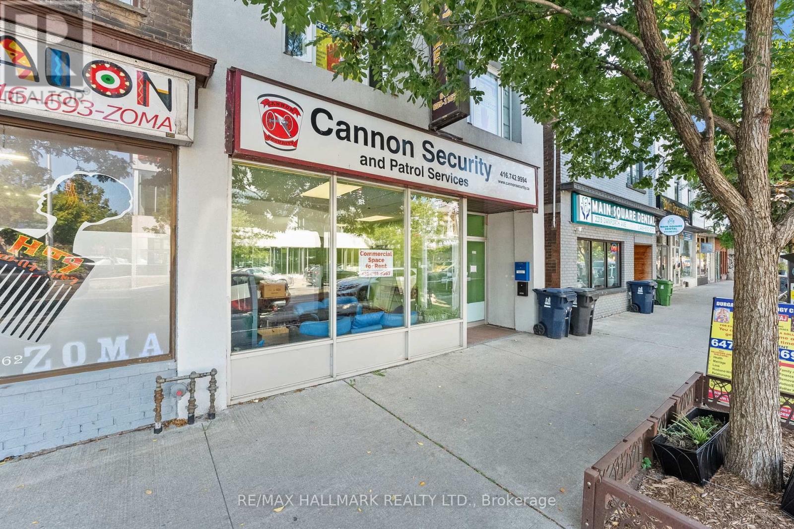 2217 Danforth Avenue, Toronto (East End-Danforth), Ontario  M4C 1K4 - Photo 2 - E9349112