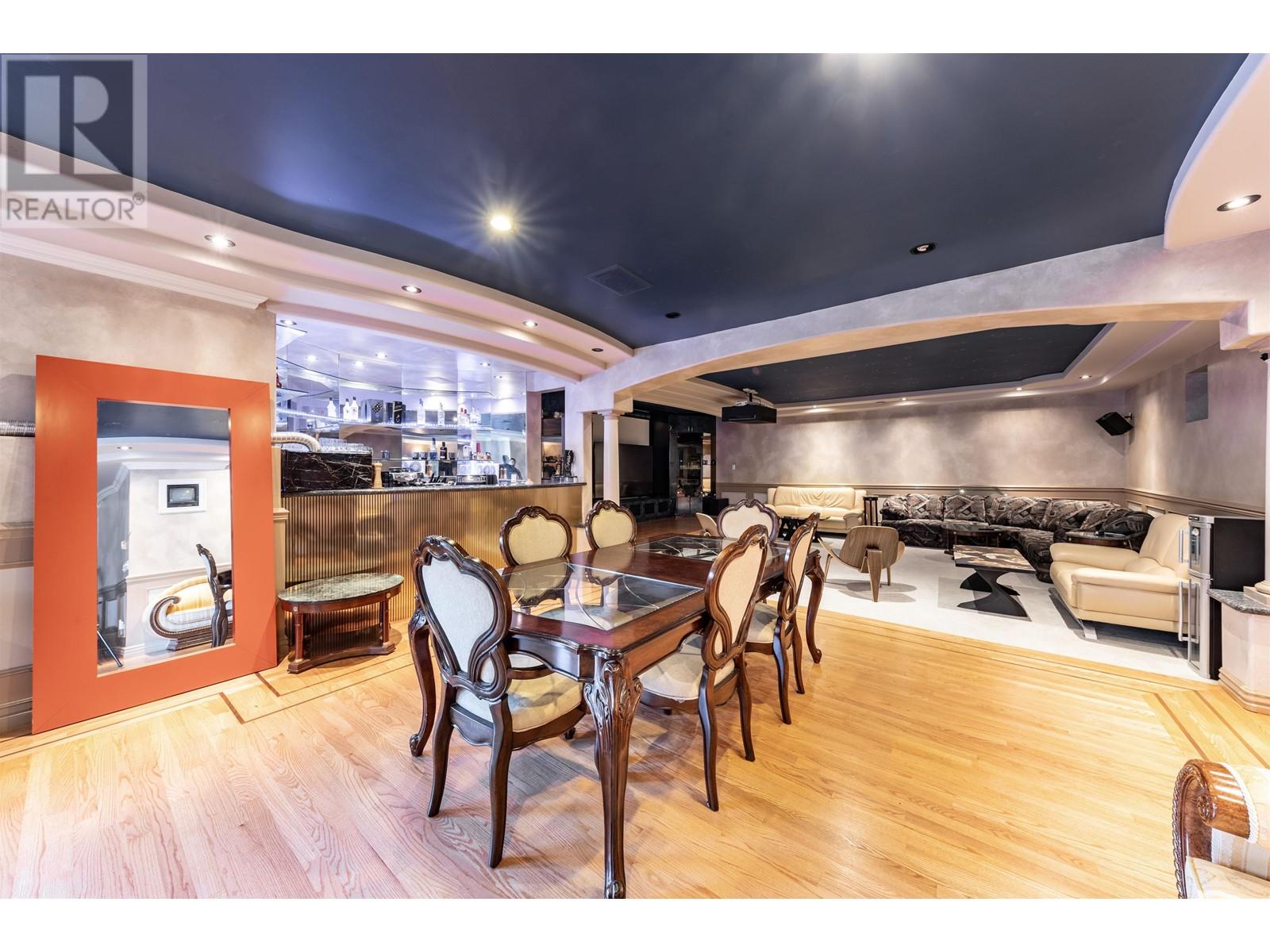 Listing Picture 34 of 40 : 5988 LEIBLY AVENUE, Burnaby / 本拿比 - 魯藝地產 Yvonne Lu Group - MLS Medallion Club Member