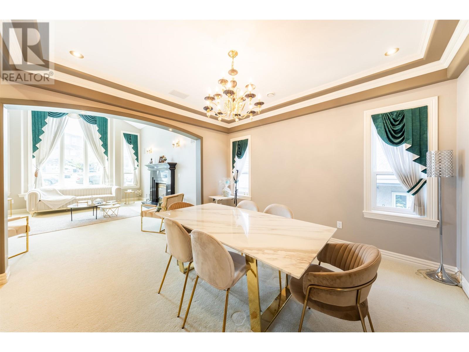 Listing Picture 7 of 40 : 5988 LEIBLY AVENUE, Burnaby / 本拿比 - 魯藝地產 Yvonne Lu Group - MLS Medallion Club Member