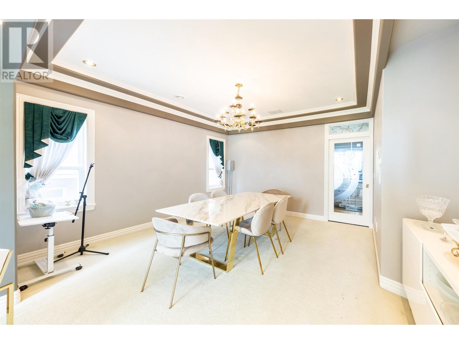 Listing Picture 8 of 40 : 5988 LEIBLY AVENUE, Burnaby / 本拿比 - 魯藝地產 Yvonne Lu Group - MLS Medallion Club Member