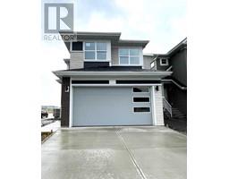 128 Corner Glen Crescent NE, calgary, Alberta