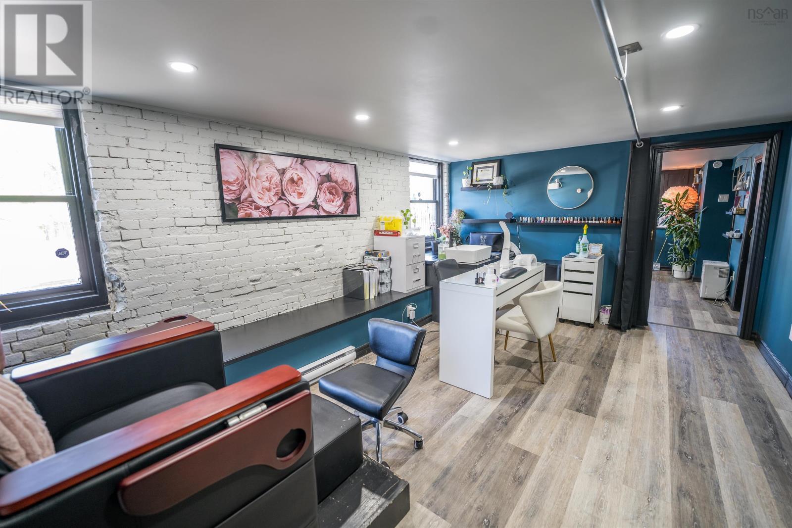 1 Jenkins Street, Yarmouth, Nova Scotia  B5A 3E2 - Photo 15 - 202422240