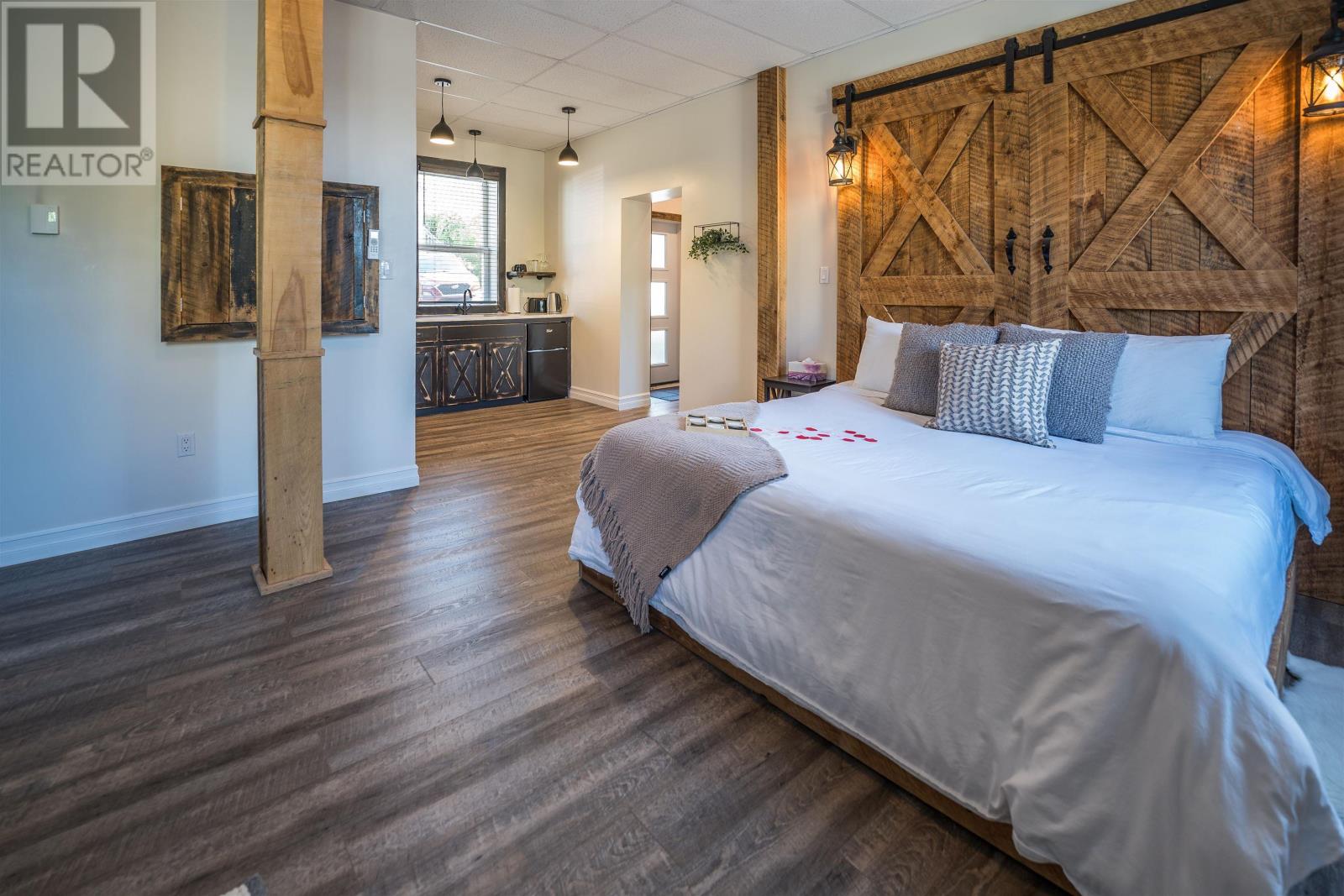 1 Jenkins Street, Yarmouth, Nova Scotia  B5A 3E2 - Photo 35 - 202422240