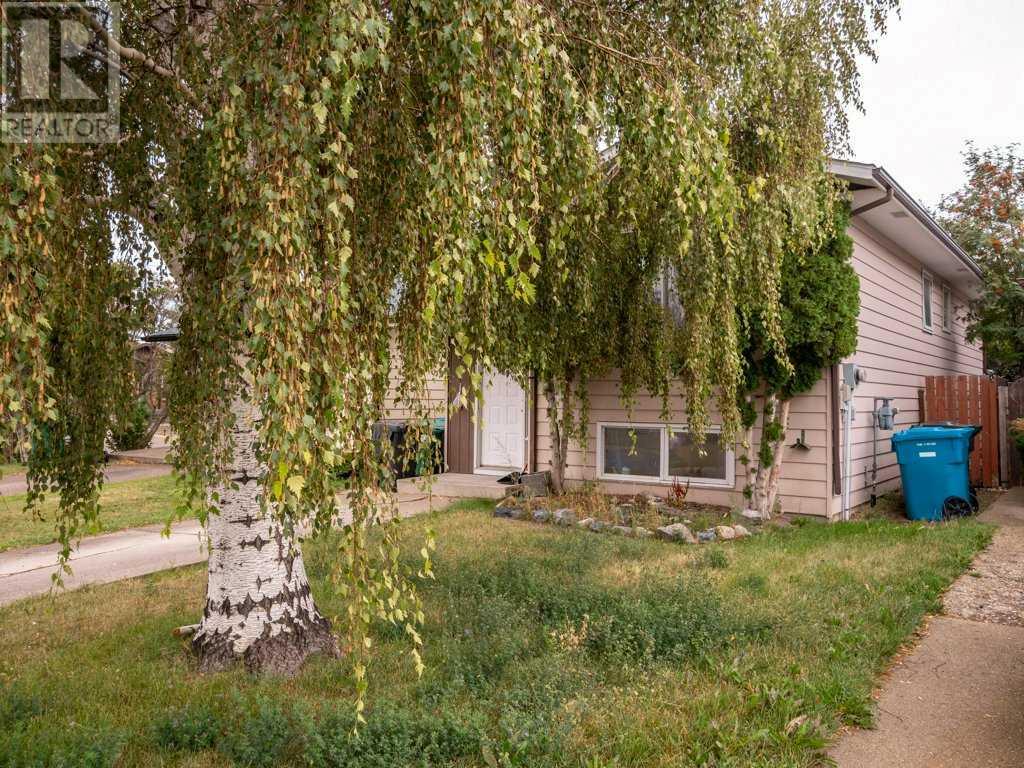 119 Cayuga Crescent W, Lethbridge, Alberta  T1K 5H4 - Photo 2 - A2165785