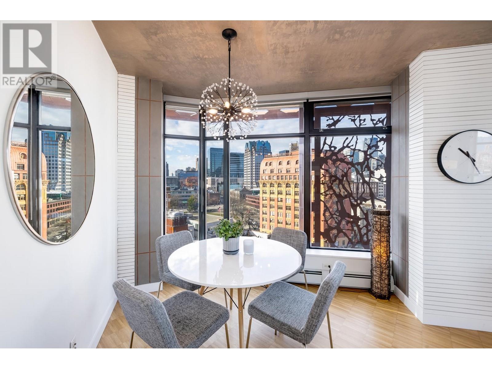 Listing Picture 11 of 40 : 1610 128 W CORDOVA STREET, Vancouver / 溫哥華 - 魯藝地產 Yvonne Lu Group - MLS Medallion Club Member